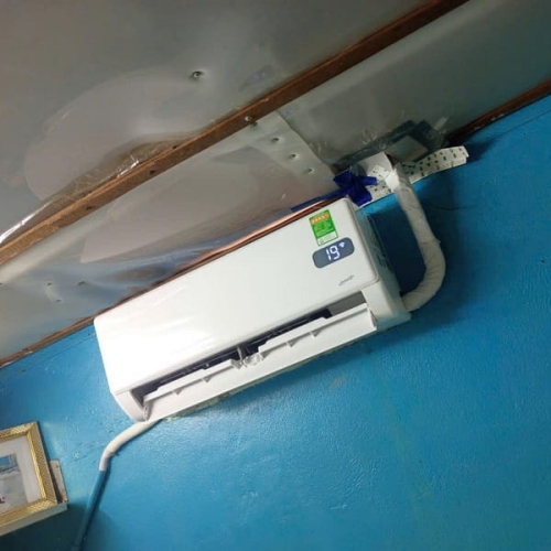 Máy lạnh Comfee CFS-18VGX Inverter 2 HP - Model 2026
