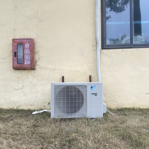 Máy lạnh tủ đứng Inverter Daikin FVA71AMVM  3 HP gas R32