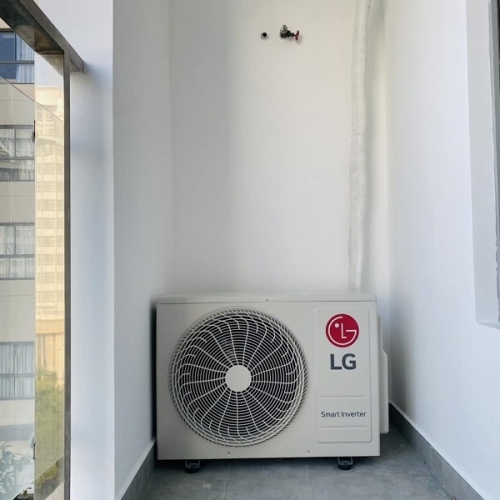 27.Máy Lạnh Multi LG 1 Dàn Nóng 5 Hp + 3 Dàn Lạnh Treo Tường 2 Hp