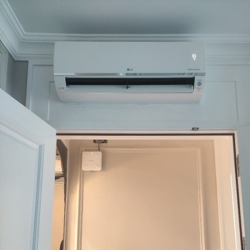 Máy Lạnh Treo Tường LG Inverter 1.5 HP V13API1