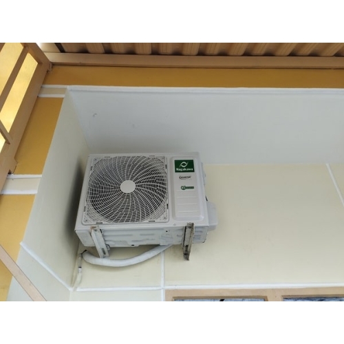 Máy Lạnh Treo Tường Nagakawa Inverter 1.5 Hp NIS-C12R2H12 gas R32
