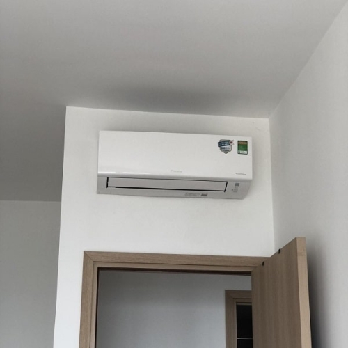 Máy Lạnh Daikin Inverter 1.5 Hp FTKB35YVMV-Model 2024