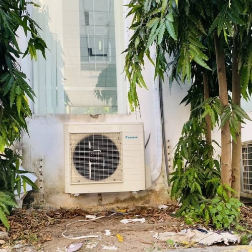 Máy lạnh Daikin FCNQ18MV1 âm trần 2 hp