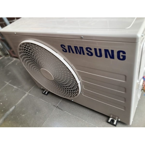 Máy lạnh âm trần (cassette) SAMSUNG 4 HP AC100NN4SEC/EA