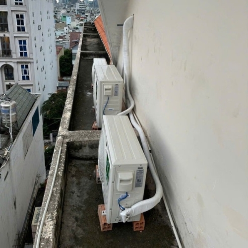 Máy Lạnh Âm Trần Nagakawa 2 Hp NT-C18R1T20- 8 Hướng Thổi