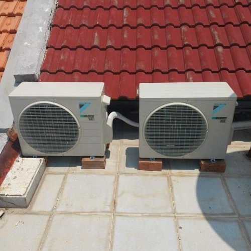Máy lạnh Daikin Inverter 1 HP FTKF25ZVMV model 2025