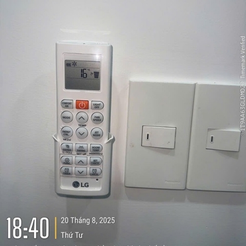 Máy Lạnh Treo Tường LG Inverter 1.0 HP IFC09M1 Model 2026